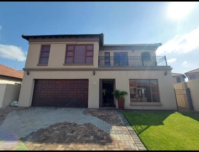 3 BEDROOM TOWNHOUSE FOR SALE IN VANDERBIJLPARK SE 8